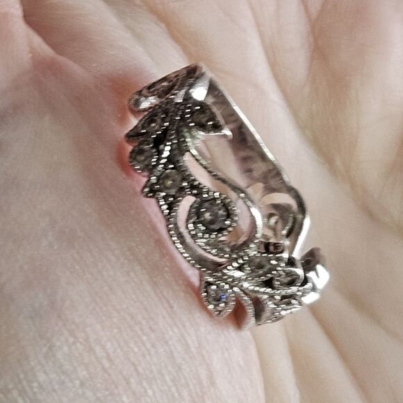 Vintage Sterling Silver Vine Filigree Rhinestone Ring Size 9.25 - Picture 1 of 12
